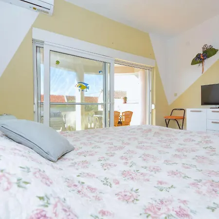 Karolina-1 By Interhome Daire *